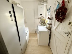 Photo 16- click for photo gallery